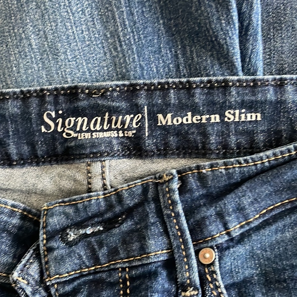 Jeans - Picture 4 of 9